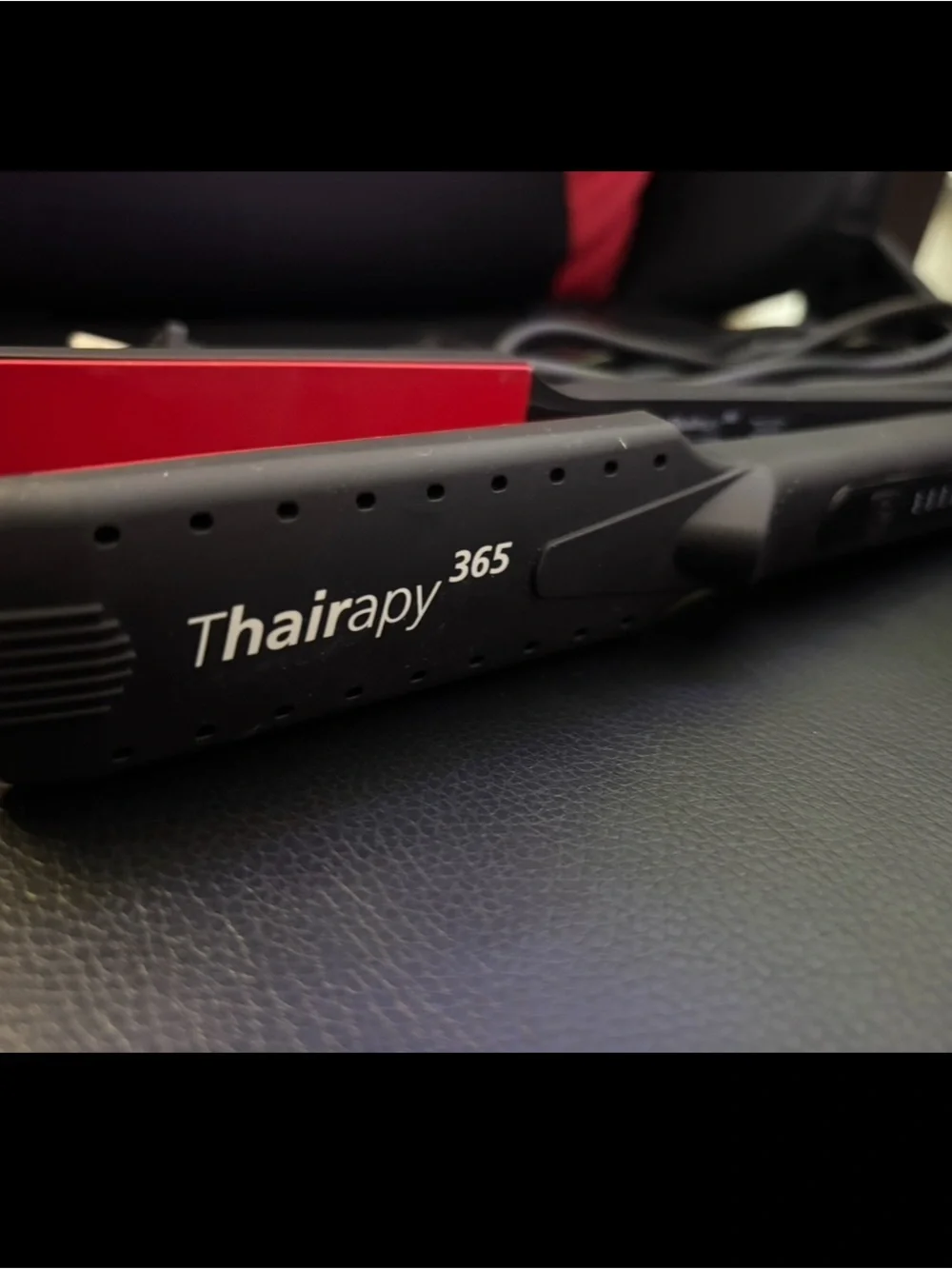 Thairapy 365 Black and Red Hair Straightener